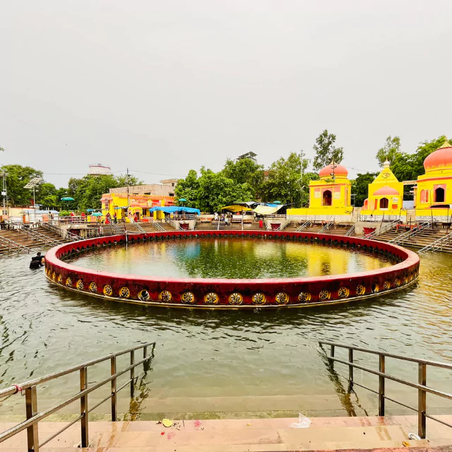 Naimisharanya Places